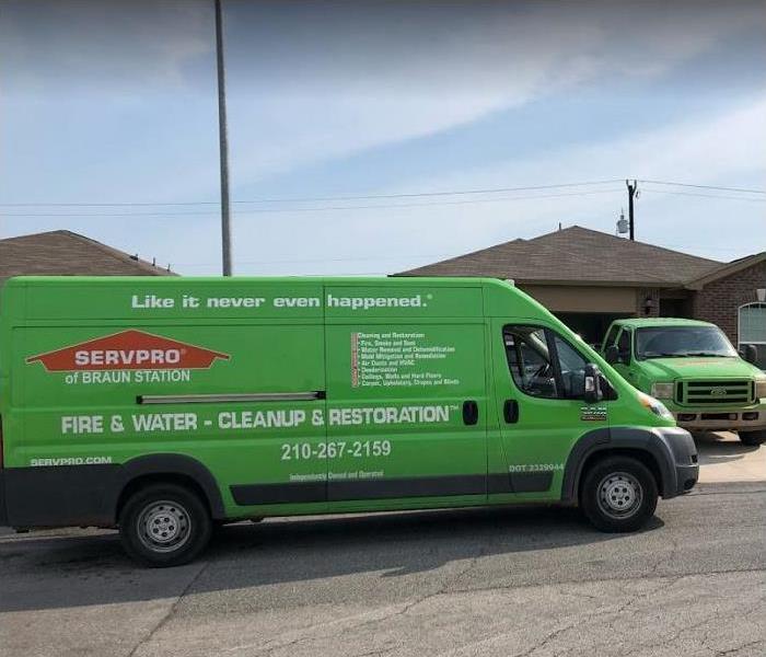SERVPRO restoration vehicle in front of home